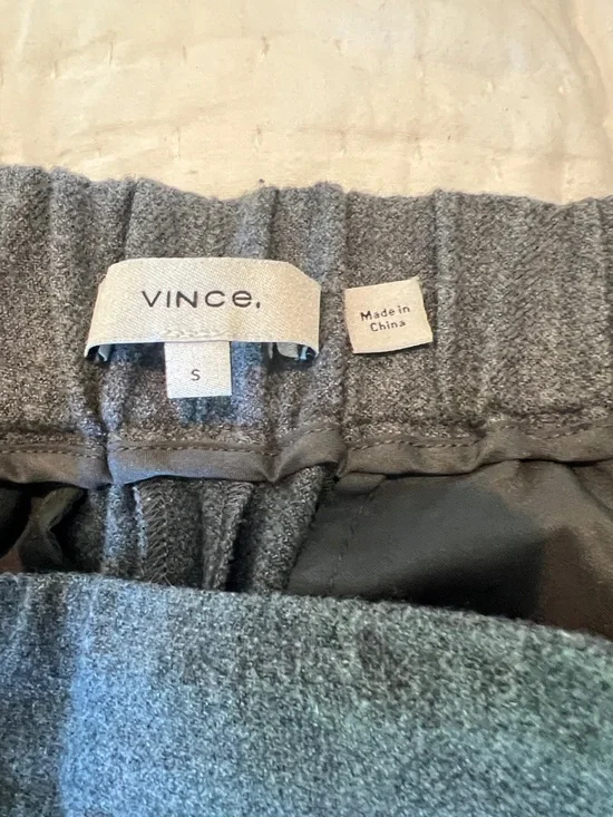 Vince Gray High-Rise Cropped Dress Pants - Picture 3 of 3